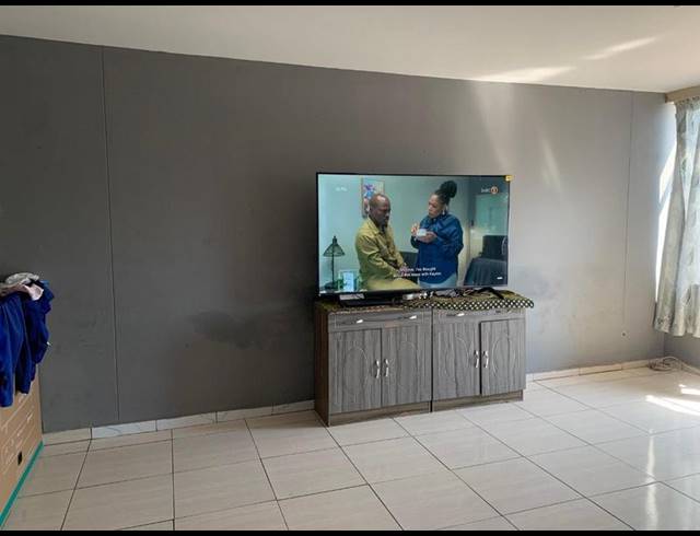 2 BEDROOM APARTMENT FOR SALE IN PROCLAMATION HILL